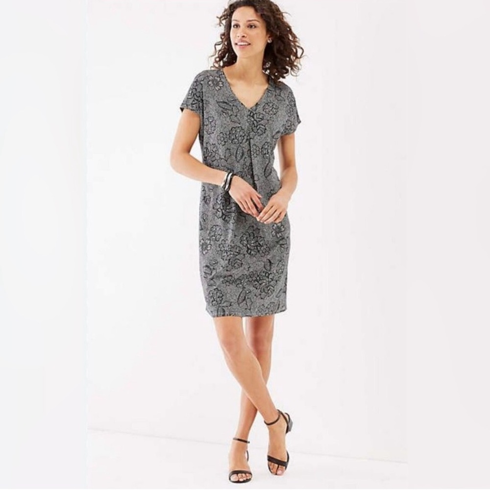 J Jill Wearever black & white pleated stretch rayon floral print v-neck dress